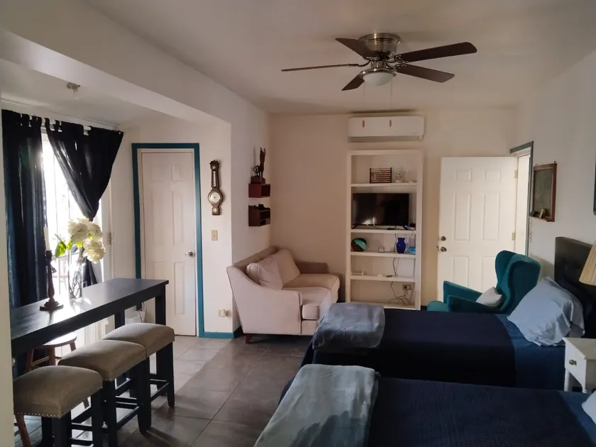 Las Tres Banderas Beach House - Image 1