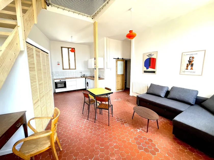 Marseille loft with a view - Image 1