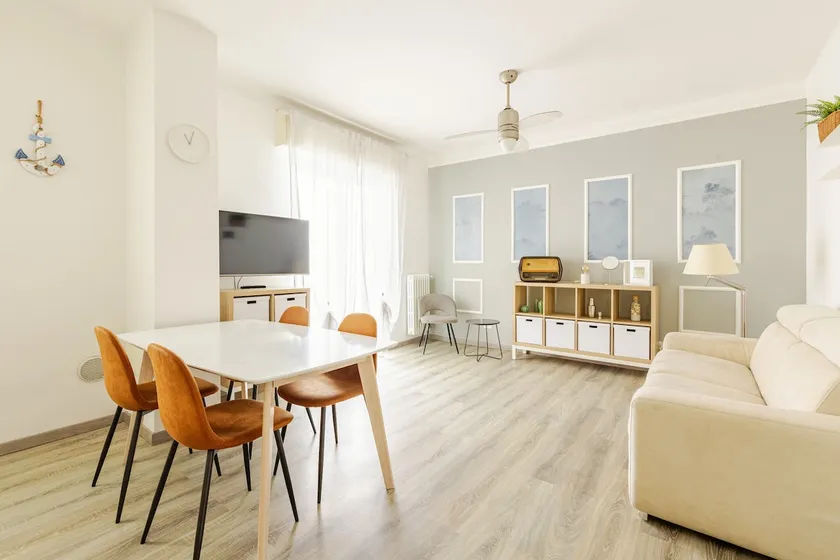 Apartment in the Center, Quiet with Balcony - Image 1