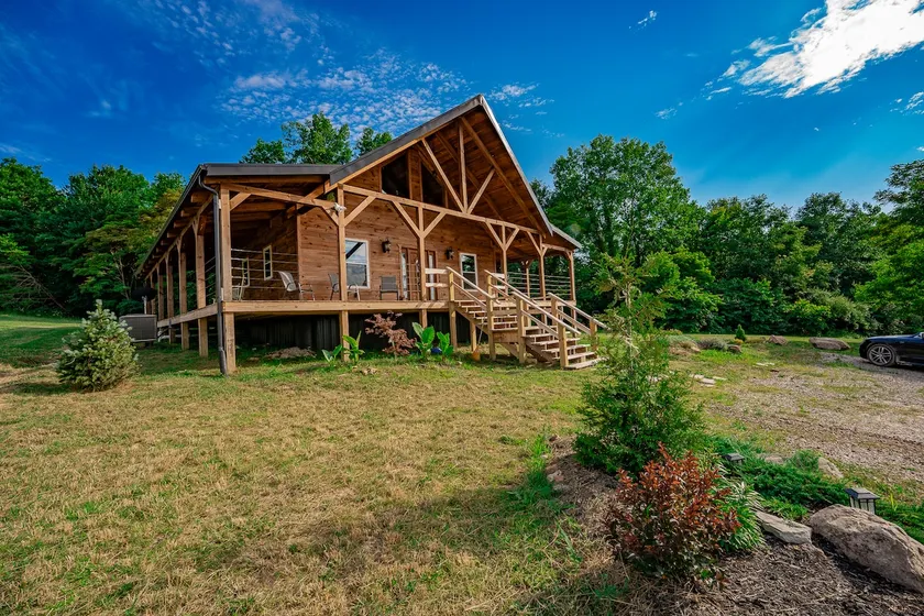Rustic Comfort at Puritan Ridge - Image 1