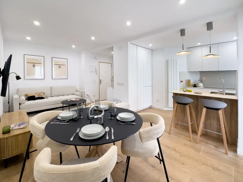 Apartment + Office in Retiro - Image 1