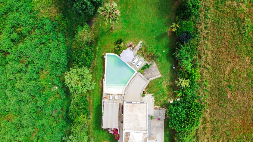 [Forte dei Marmi] - Portion of Villa with Pool - Image 1