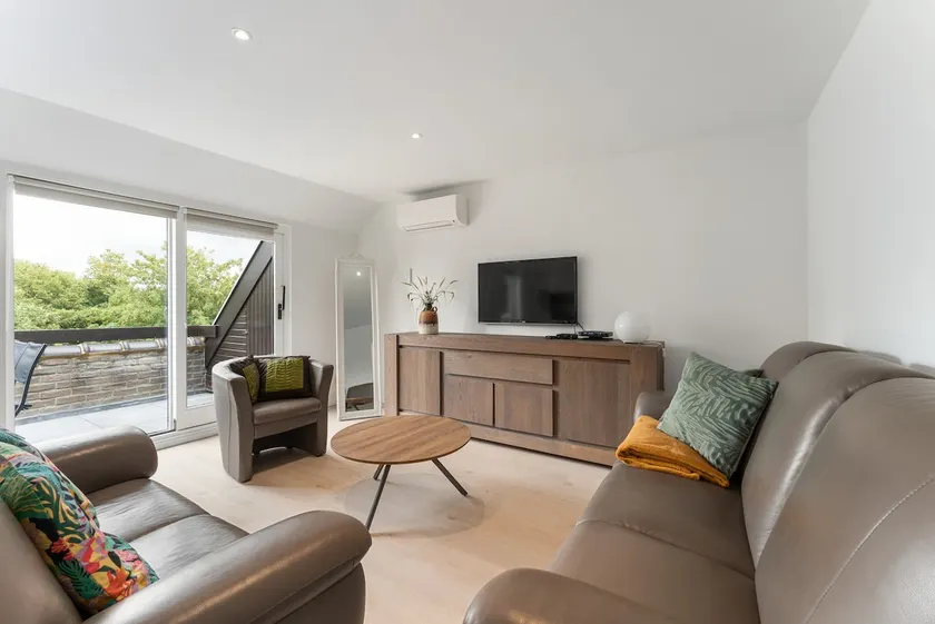 Marlie's Home: Comfort city apartment with sunny terrace - Image 1