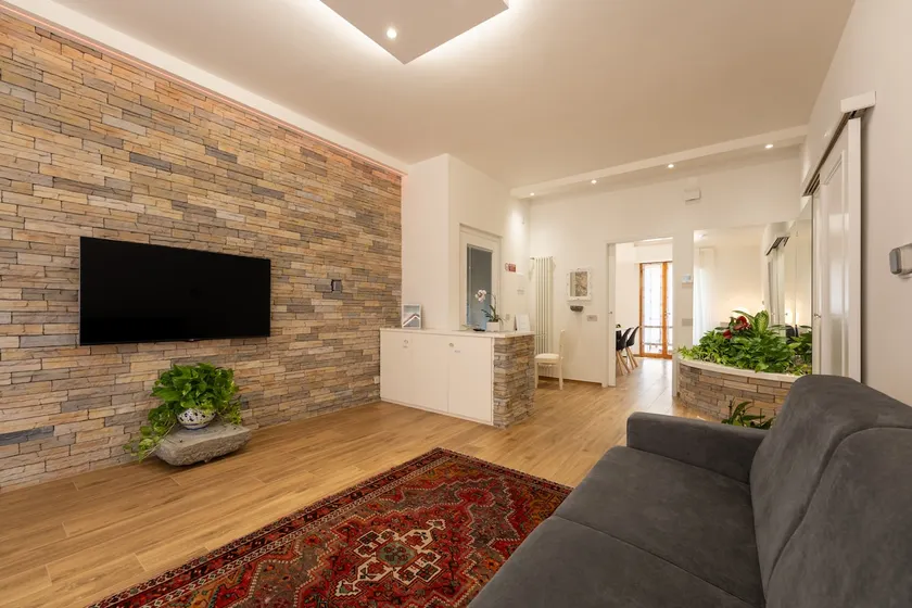 Charming Apt near Carmignano with Parking - Image 1