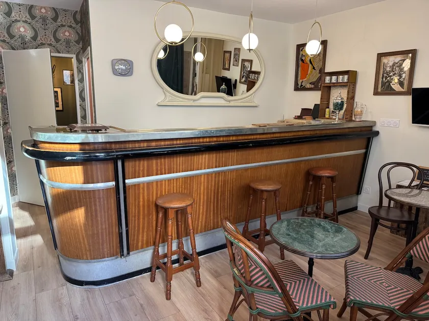 Le Grand Café, historic center, fiber, BedinShop - Image 1