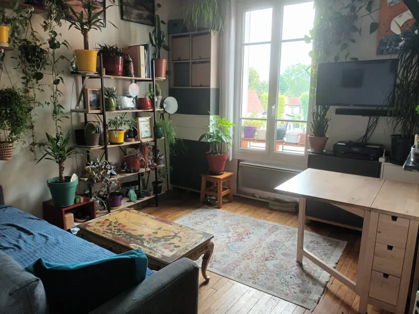 Charming two-room 30 m² - Image 1