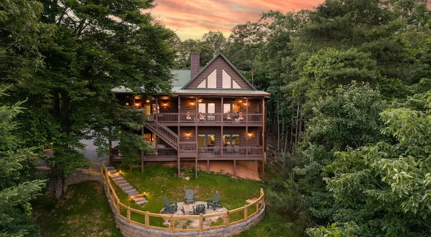 Sleeps 16 W/ Mountain View! Firepit & Hot tub - Image 1