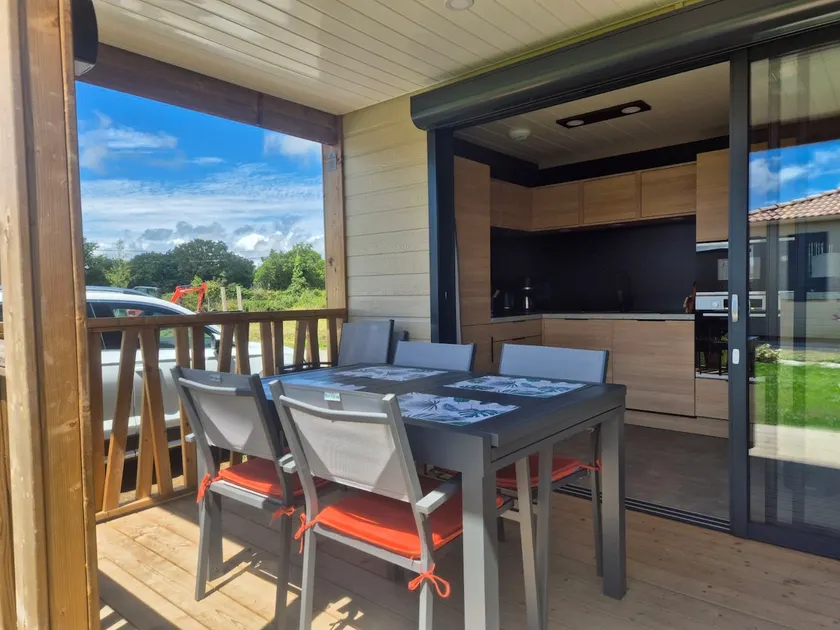 Chalet avec jardin - Image 1