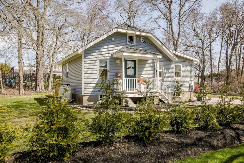 Momma Bears Bungalow - Image 1