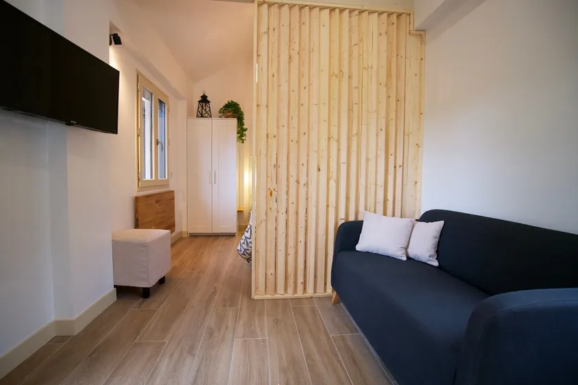 Independent Studio, New, Private Parking - Image 1