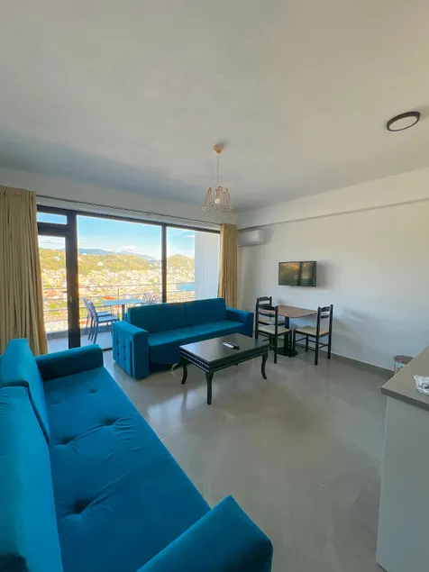Horizon Hill Apartments - Image 1