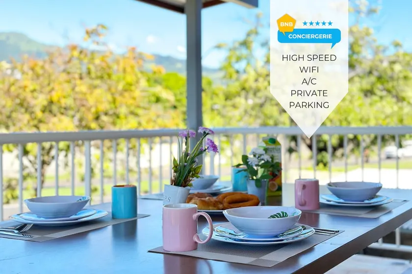 Private parking, Fiber optic, air conditioning - Image 1