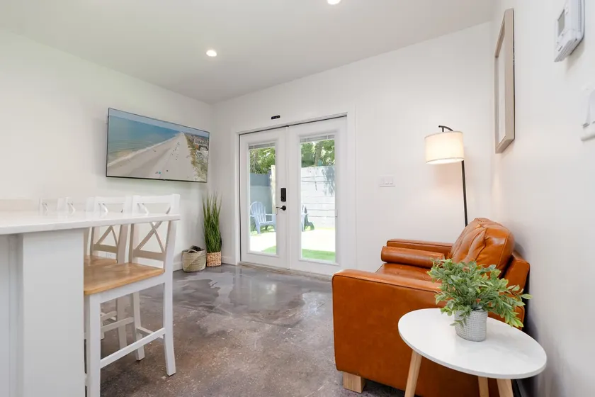 Private Beautiful Beach House - steps to the beach - Image 1