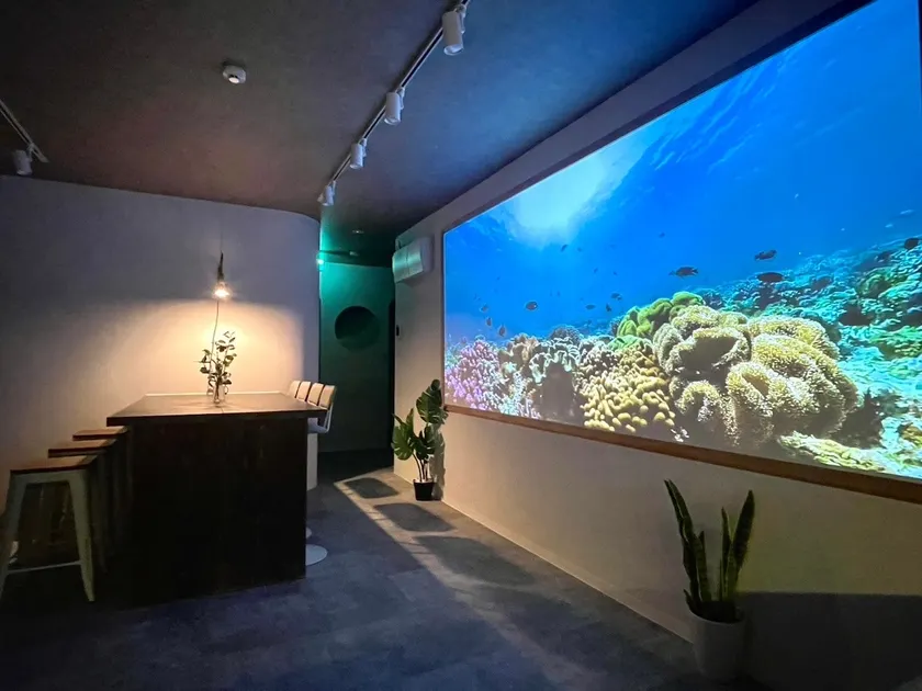 Private Seaside Villa | Projector & 8 Guests Stay - Image 1