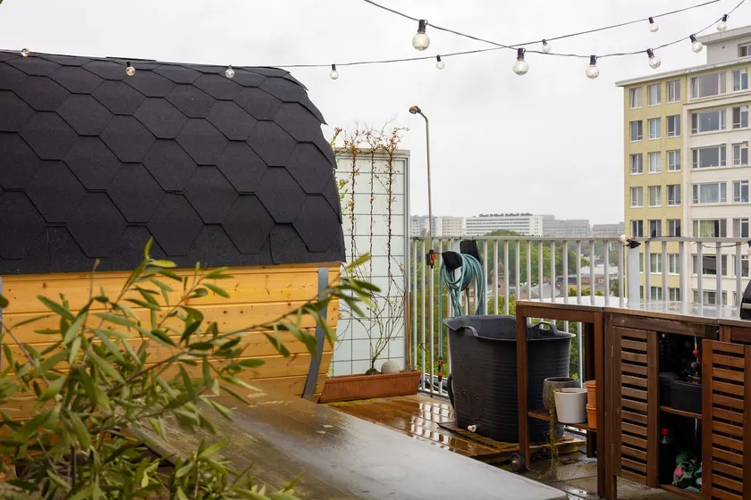 Rooftop loft with sauna - Image 1