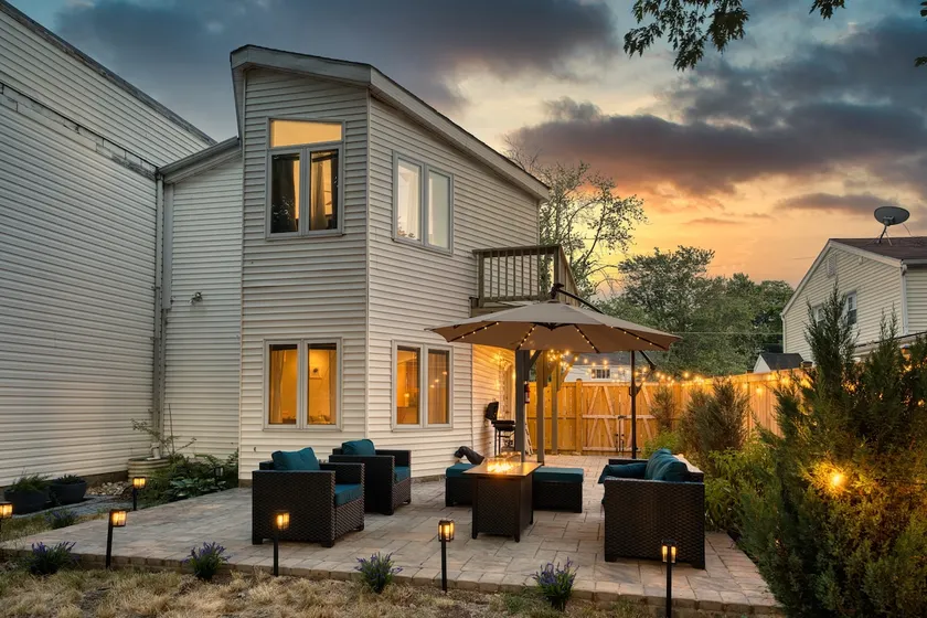 Stylish 3bd/2.5ba - 4 beds |Patio|BBQ|Pool table - Image 1