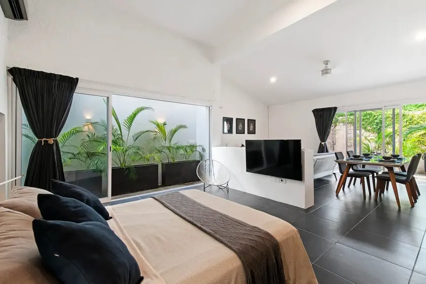 Loft near Prolongacion Montejo - Image 1