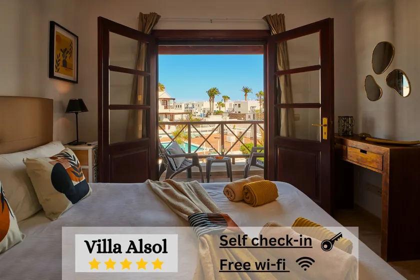 TOWNHOUSE PLAYA BLANCA / LANZAROTE 100 MTS FRÅN HAVET - Image 1