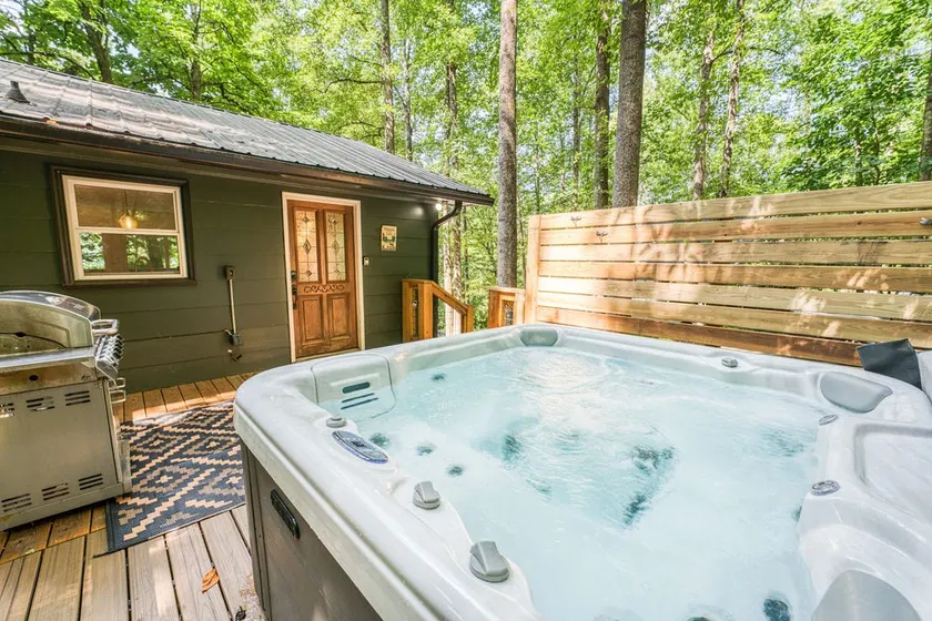 Pet Friendly Lake Lure Cottage | Hot Tub - Image 1