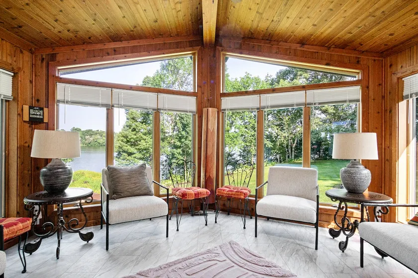 Lake Wissota Lookout – A Luxury Escape - Image 1