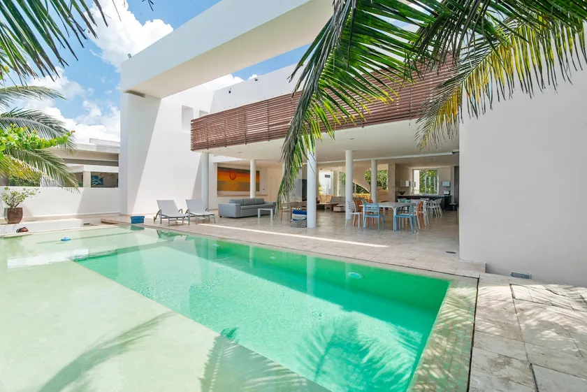 Beach residence with glamping and paddle tennis - Image 1