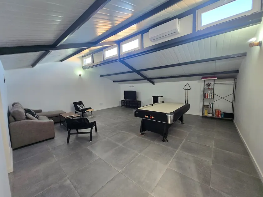 Centrally located and cozy home - Image 1
