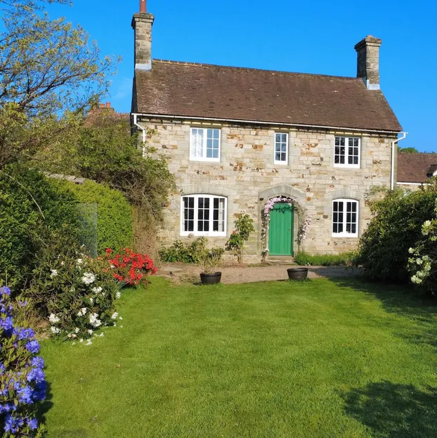 Market Garden Cottage - Image 1