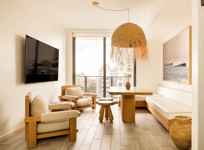 3 Bedroom Suite with River View - Image 1
