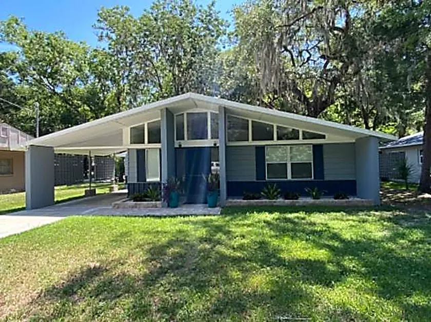 Canal front Retreat, Direct Gulf Access 2/1.5! - Image 1