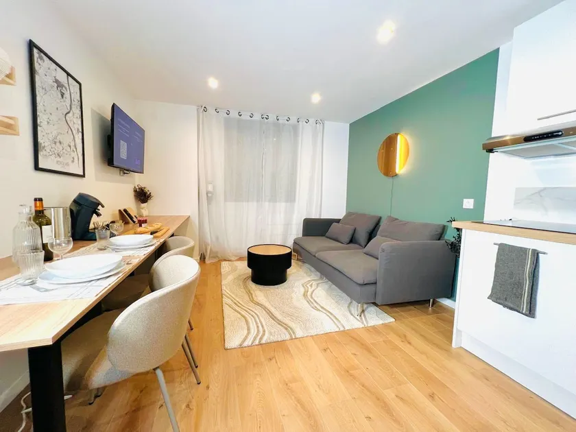 Relaxation & Spa, quiet street in the heart of Les Chartrons - Image 1