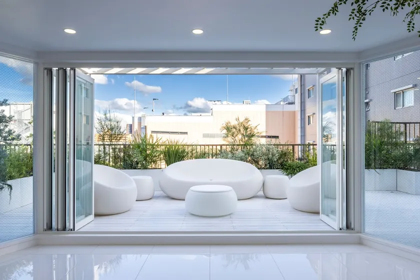AMP Flat's apartment, an open-concept penthouse apartment - Image 1