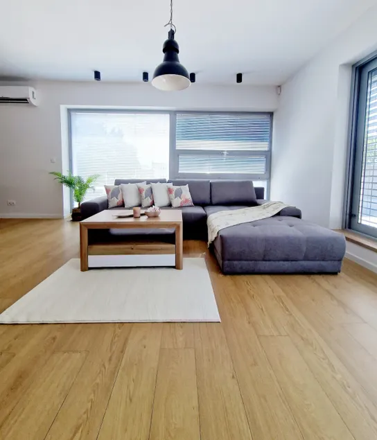 Moderný Loft s Terasou v centre mesta Prievidza - Image 1