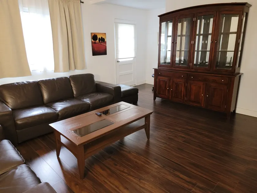 Chalet St-Leonard 1st - Image 1