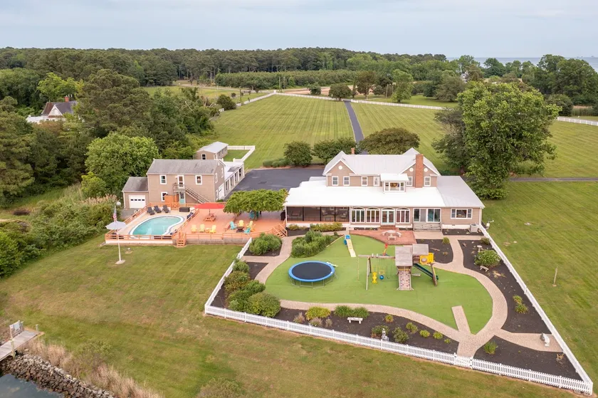 Bayfront | Pool Open & Heated, Hot Tub, Dock, Pets - Image 1