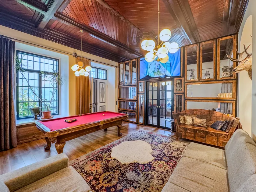 5BR+PrivateEntranceGarden+Sauna+BubbleBath+OldTown - Image 1
