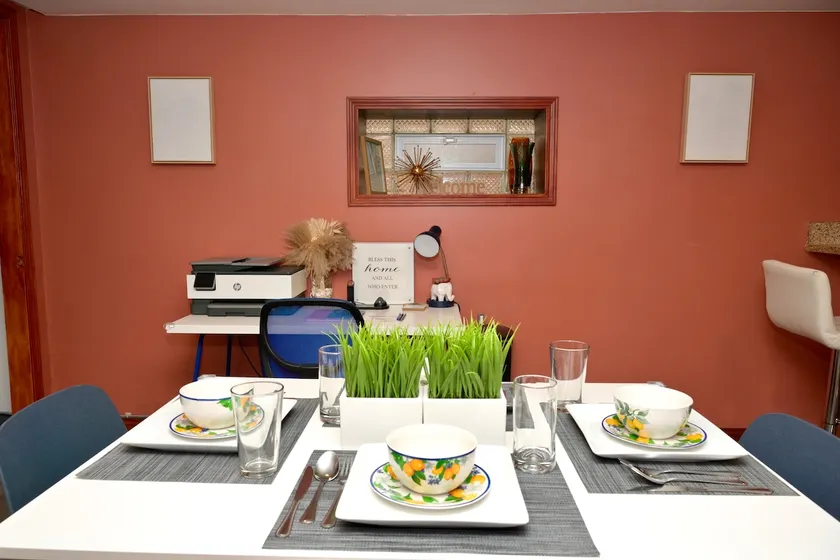 Modern Oasis – Minutes from O’Hare - Image 1