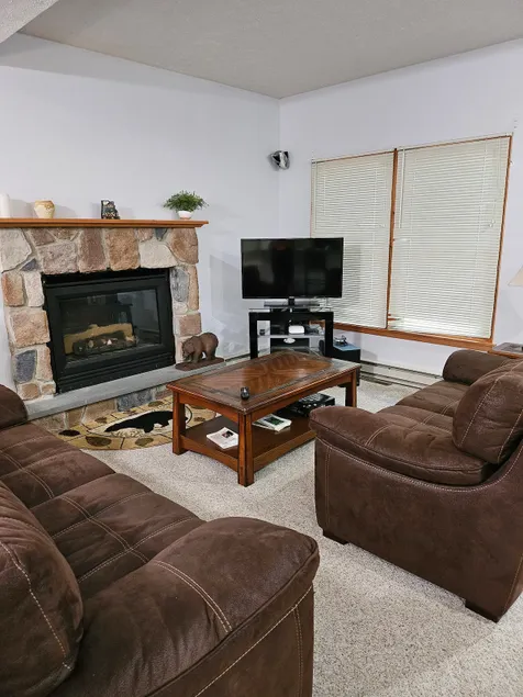 Home in Tannersville - Image 1