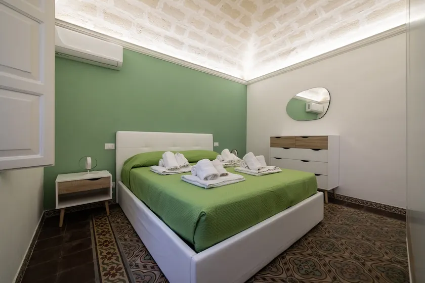 ”Domvs Cementina”, historic center apartment, sea view - Image 1