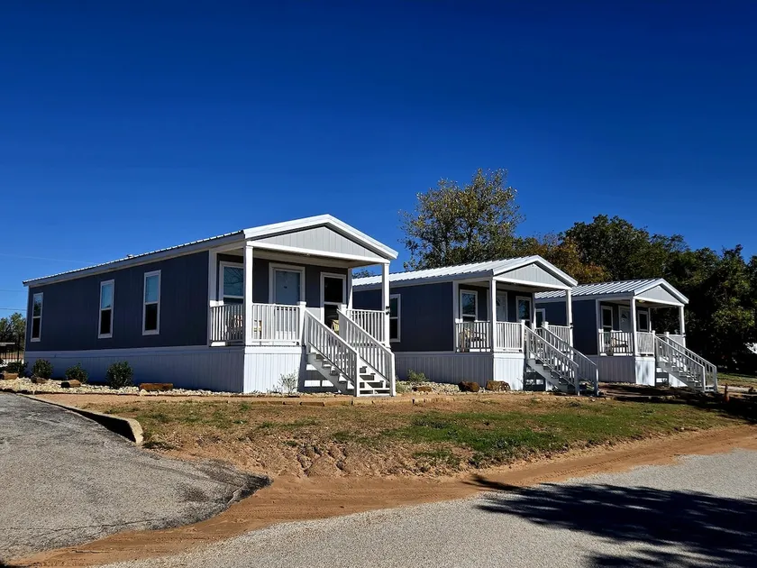 Lakefront Cabin 5 - Image 1