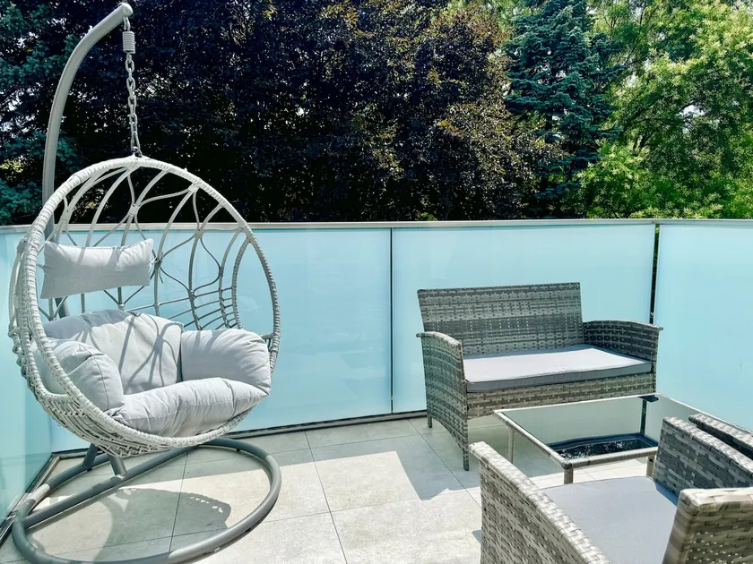 Balcony | Modern | Stylish - Image 1