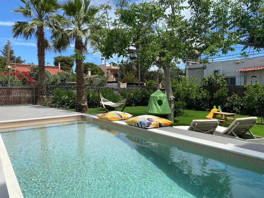 Crystal Private Pool House - Image 1