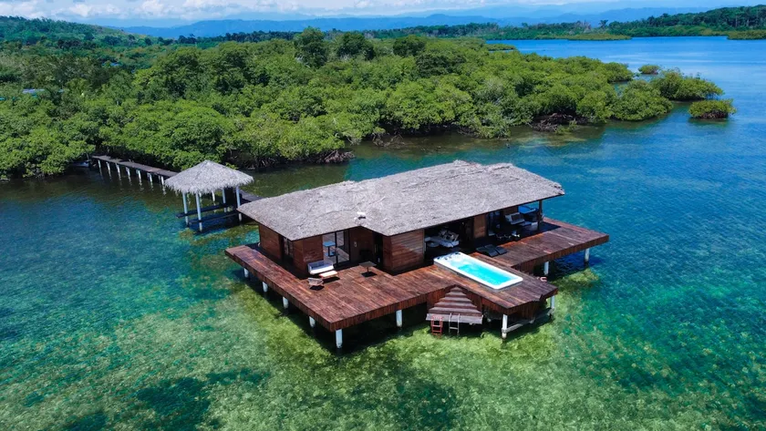 Eco-Lodge Bocas Coral Reef - Over water villa & birds house - Image 1