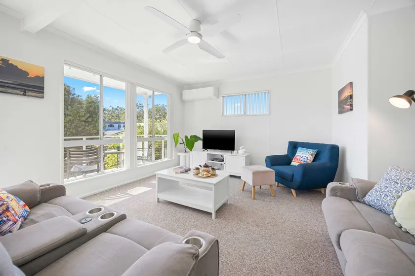 Holiday Haven @ North Haven - club, river, beach - Image 1
