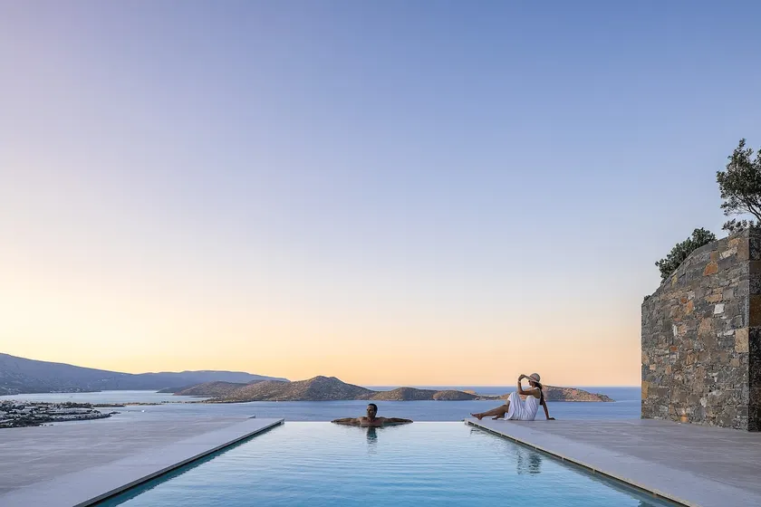 Where Sophisticated Design Meets Endless Views - Image 1