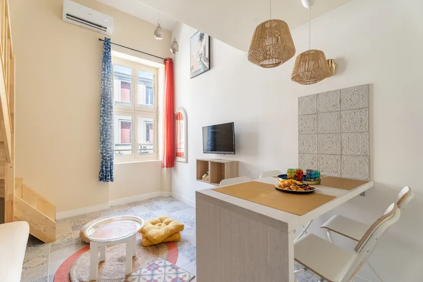 The Medina, air conditioning, 4 people - close to the center and Stadium - Image 1