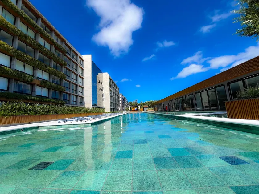 Apartment in Condominium with Heated Pool 6x no interest - Image 1
