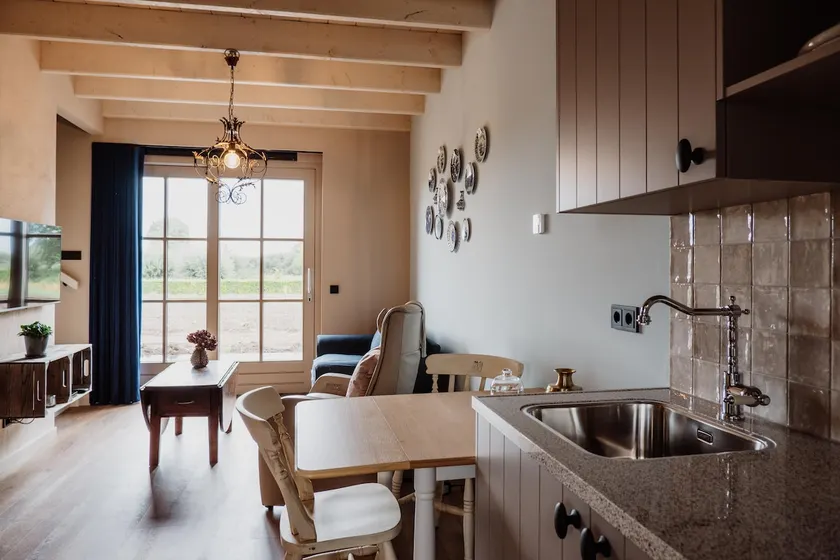 Luxury stay with beautiful views of nature. - Image 1