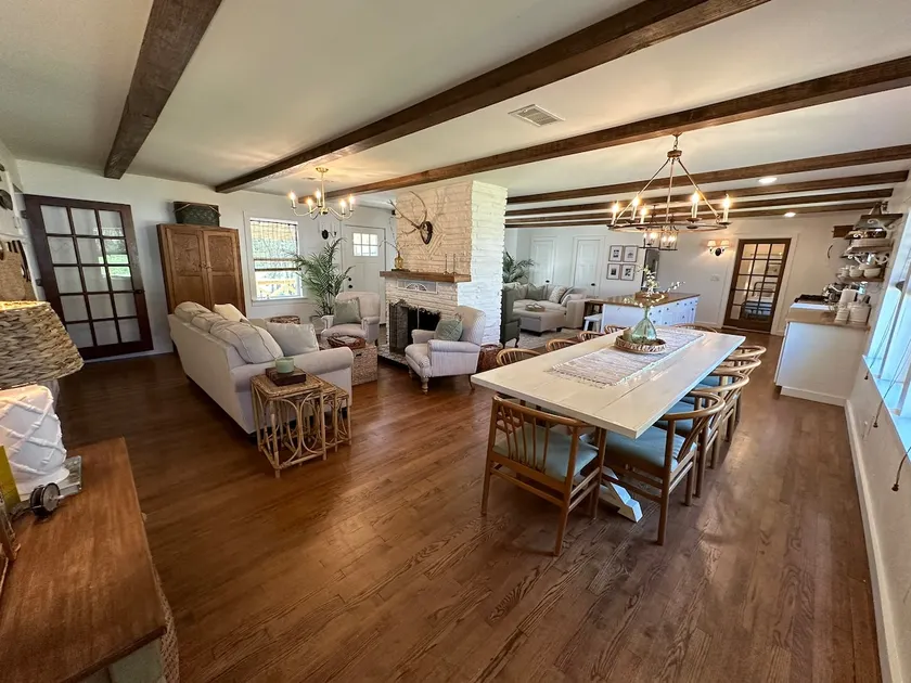 Calico Cottage - Room for families and big groups! - Image 1