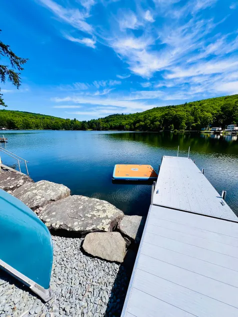 Lakefront! SUPs-Sauna-Hot&Cold Tubs-Bikes-Kayak - Image 1