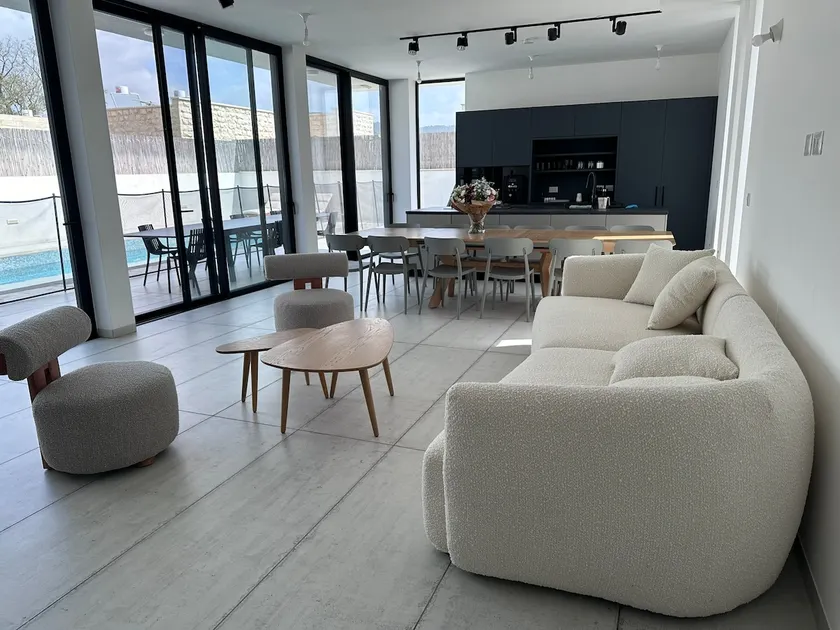 AQUA VILLA - Image 1